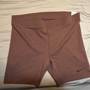 Nike Women's 2X Apparel Brown Bike short